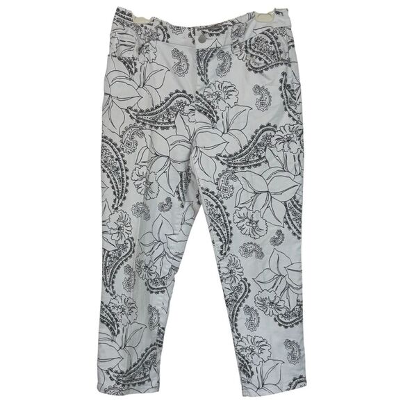 Chico's White Black Stretch Floral Paisley Patterned Capri Pants Chico's Size 1 - Picture 1 of 5